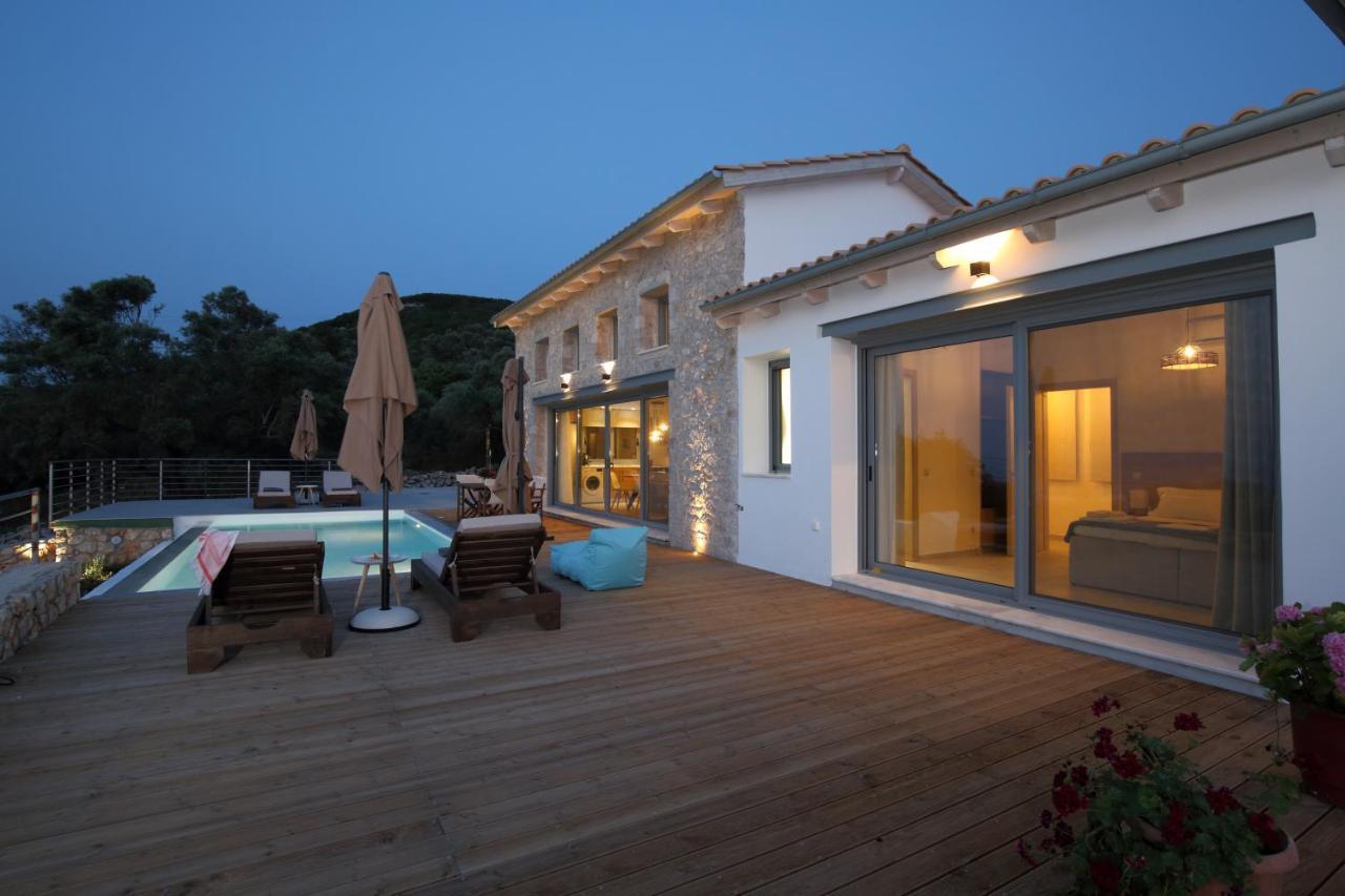 Tsakmakis Villas Luxury- Panoramic Sea View - Lefkada Tsoukaládhes المظهر الخارجي الصورة
